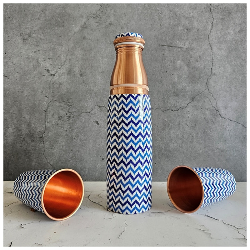 COPPER BOTTLE SET WITH 2 GLASSES, CHEVRON WHITE & BLUE