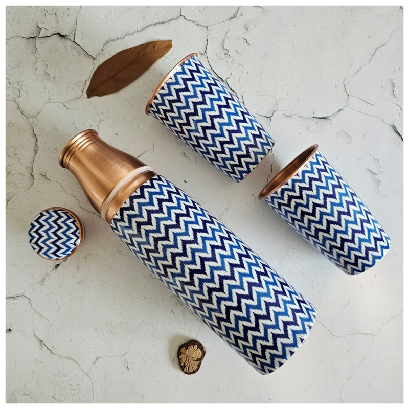 COPPER BOTTLE SET WITH 2 GLASSES, CHEVRON WHITE & BLUE