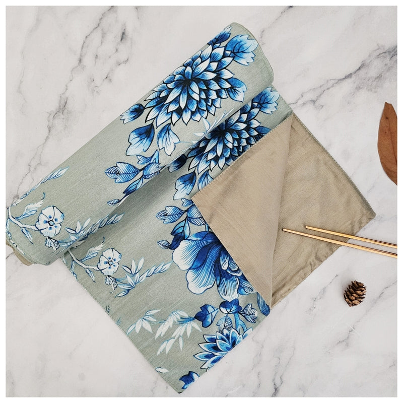 TABLE RUNNER IN DUPON SILK - ENCHANTED FOREST MINT