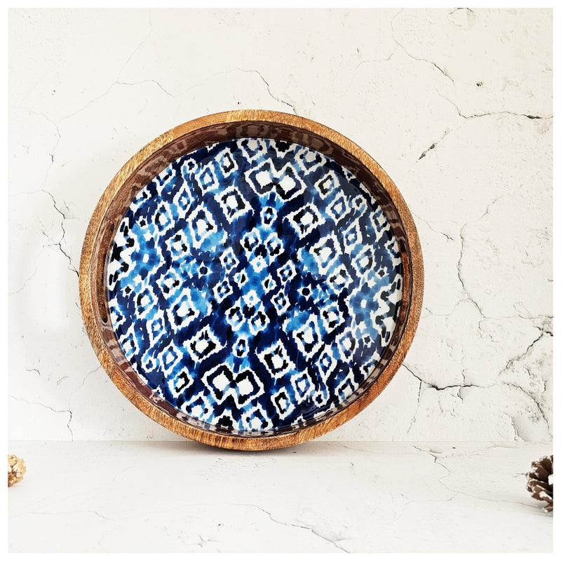 SERVING TRAY WITH HANDLE CUTS - ROUND - IKAT SHIBORI